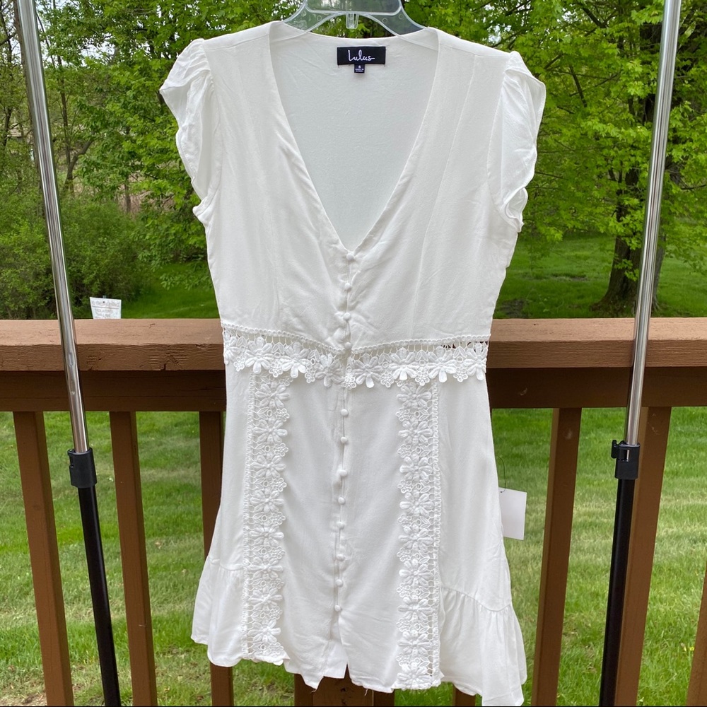 NWT Lulu’s White Short Sleeve Dress Size Small